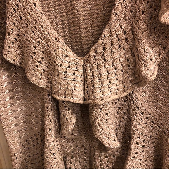 Inc sweater topper sleeveless. Boho style - Picture 5 of 5